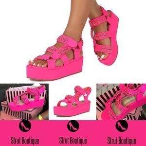 Platform sandals